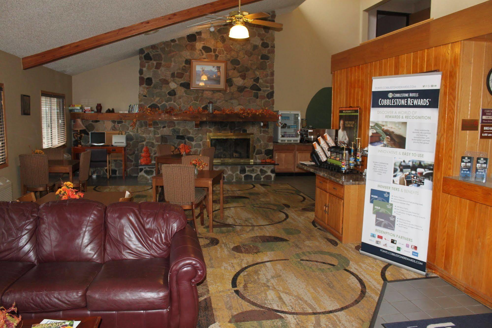 Boarders Inn And Suites By Cobblestone Hotels - Ripon Esterno foto